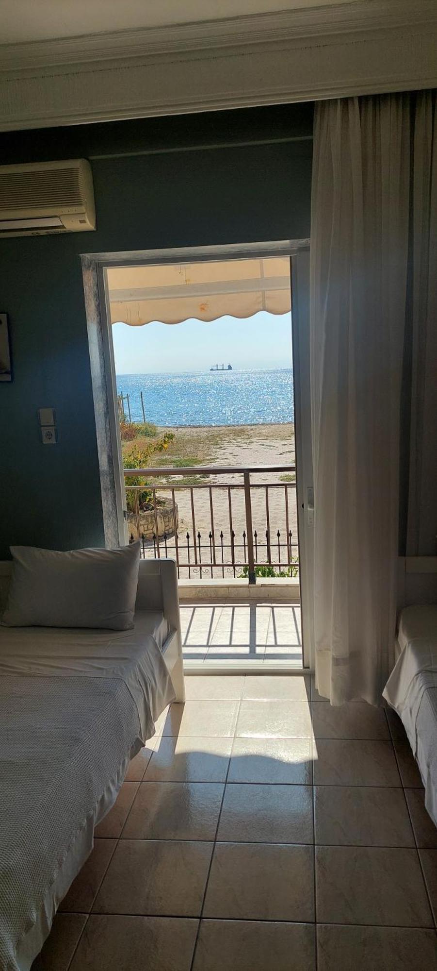 Seaside Studios Paralia Dionysiou Ngoại thất bức ảnh